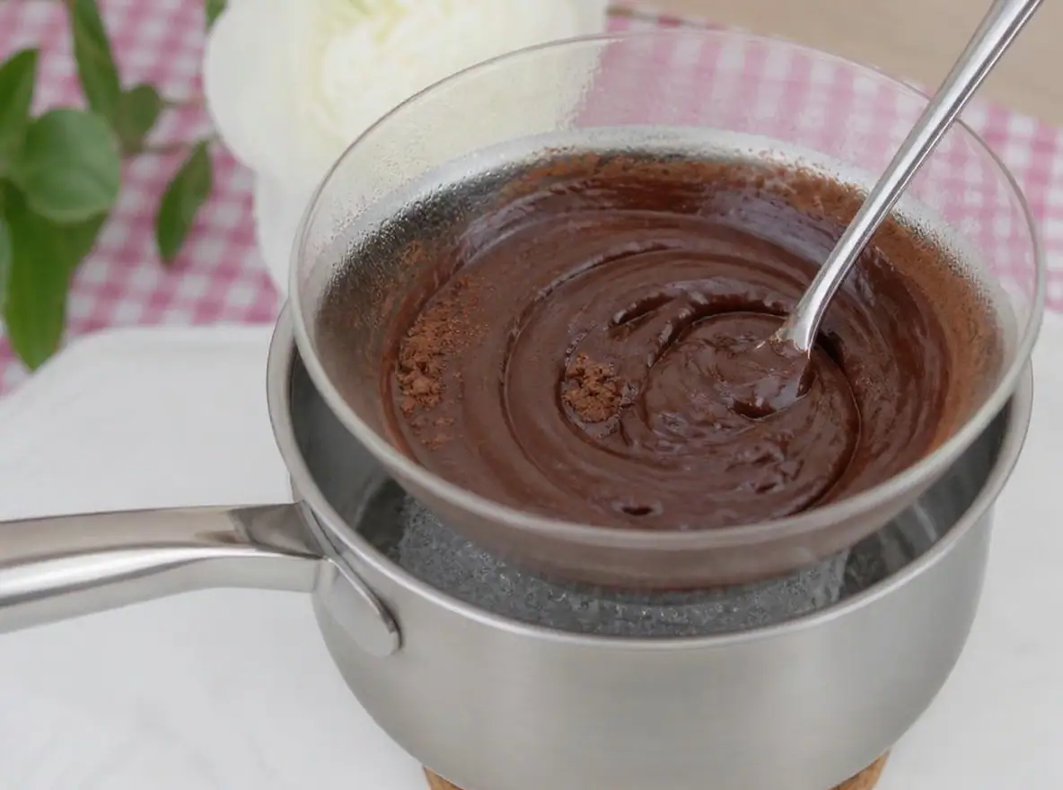 Chokolademousse uden fløde – trin 2