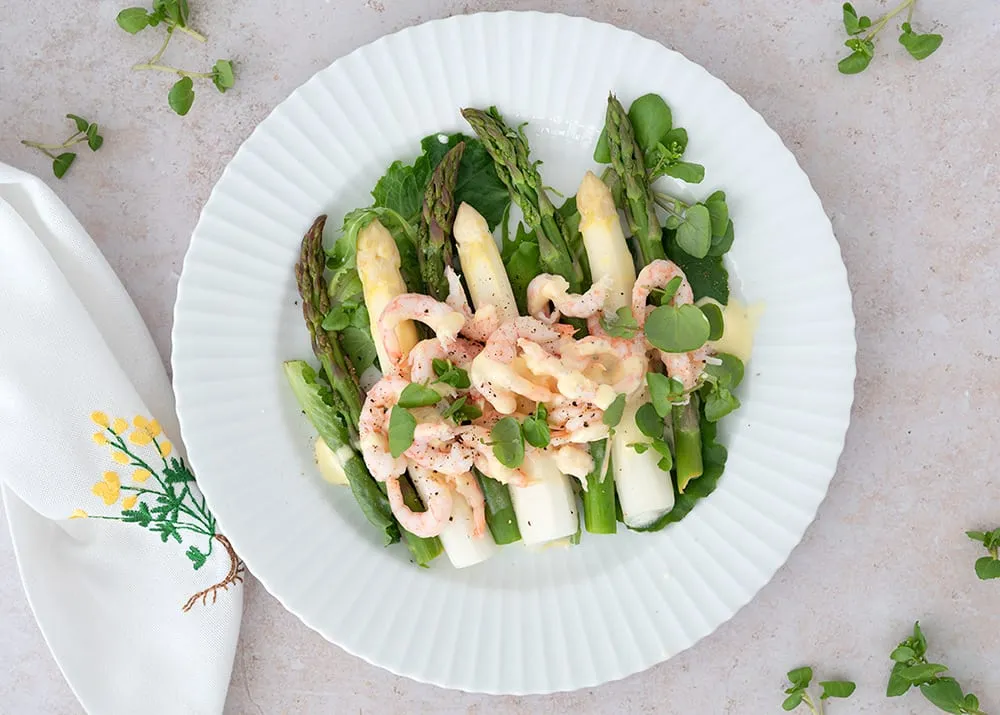 Asparges med sauce mousseline