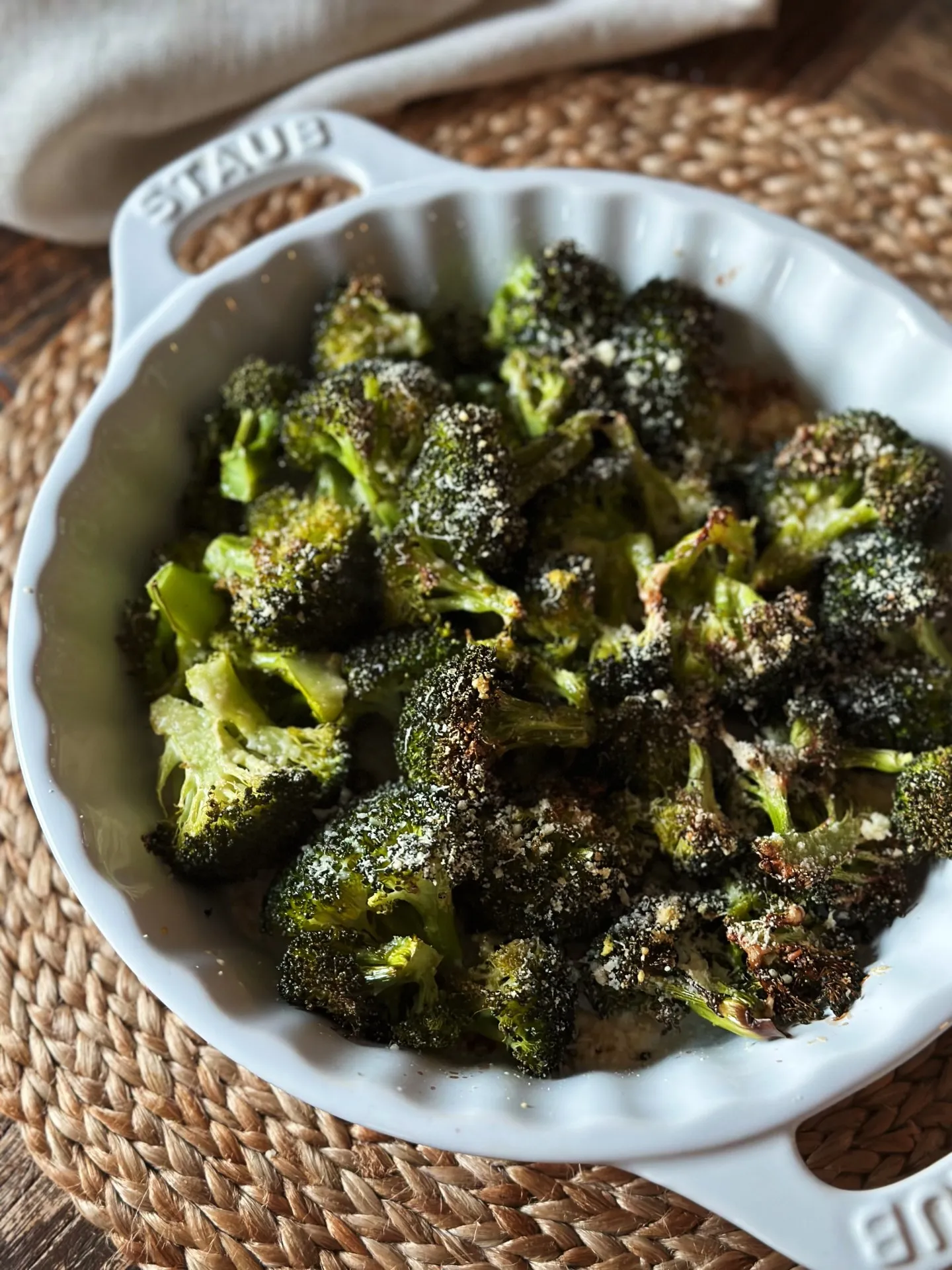 Bagt broccoli med parmesan