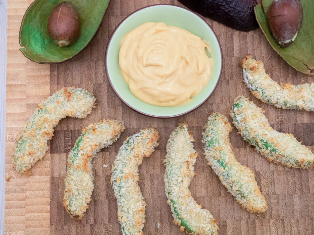 Avocado pomfritter