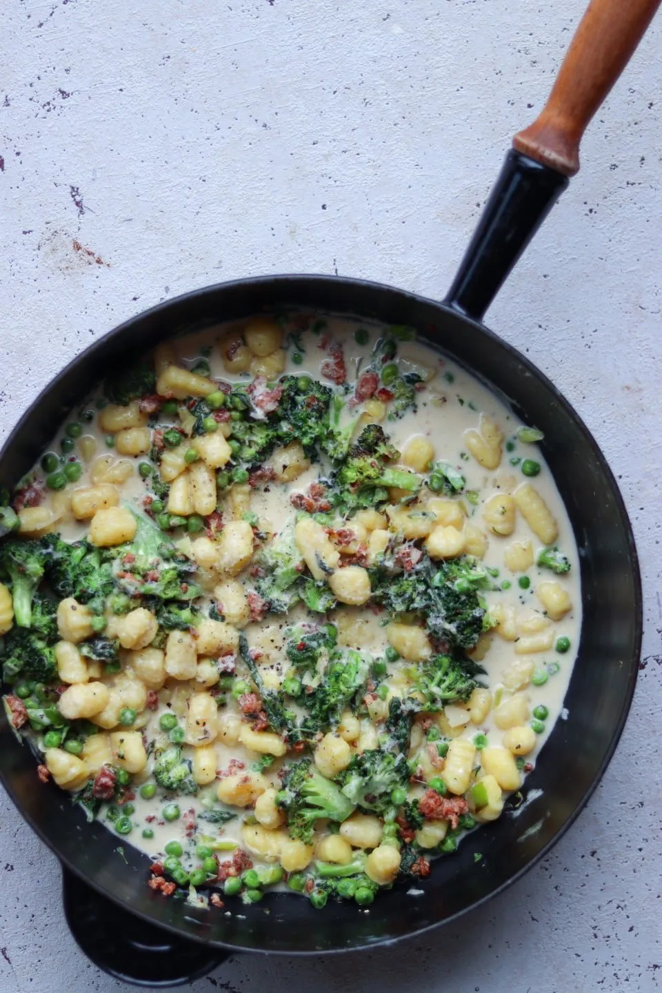 Gnocchi med broccoli og flødeost