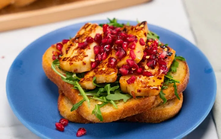Hot honey halloumi