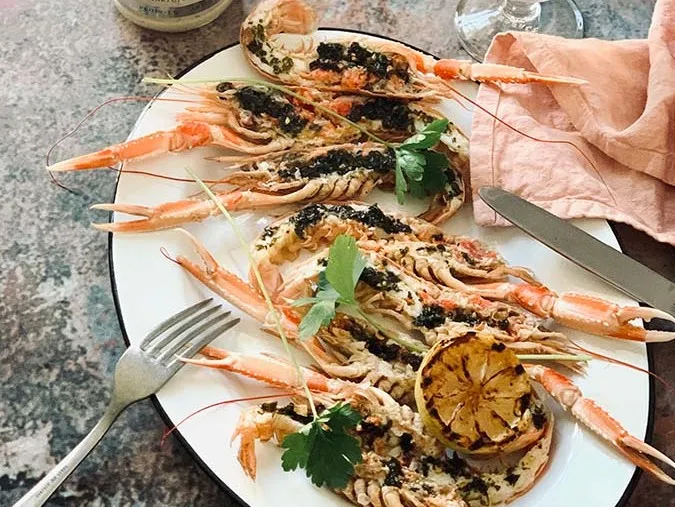 Jomfruhummer med trøffelmayonnaise