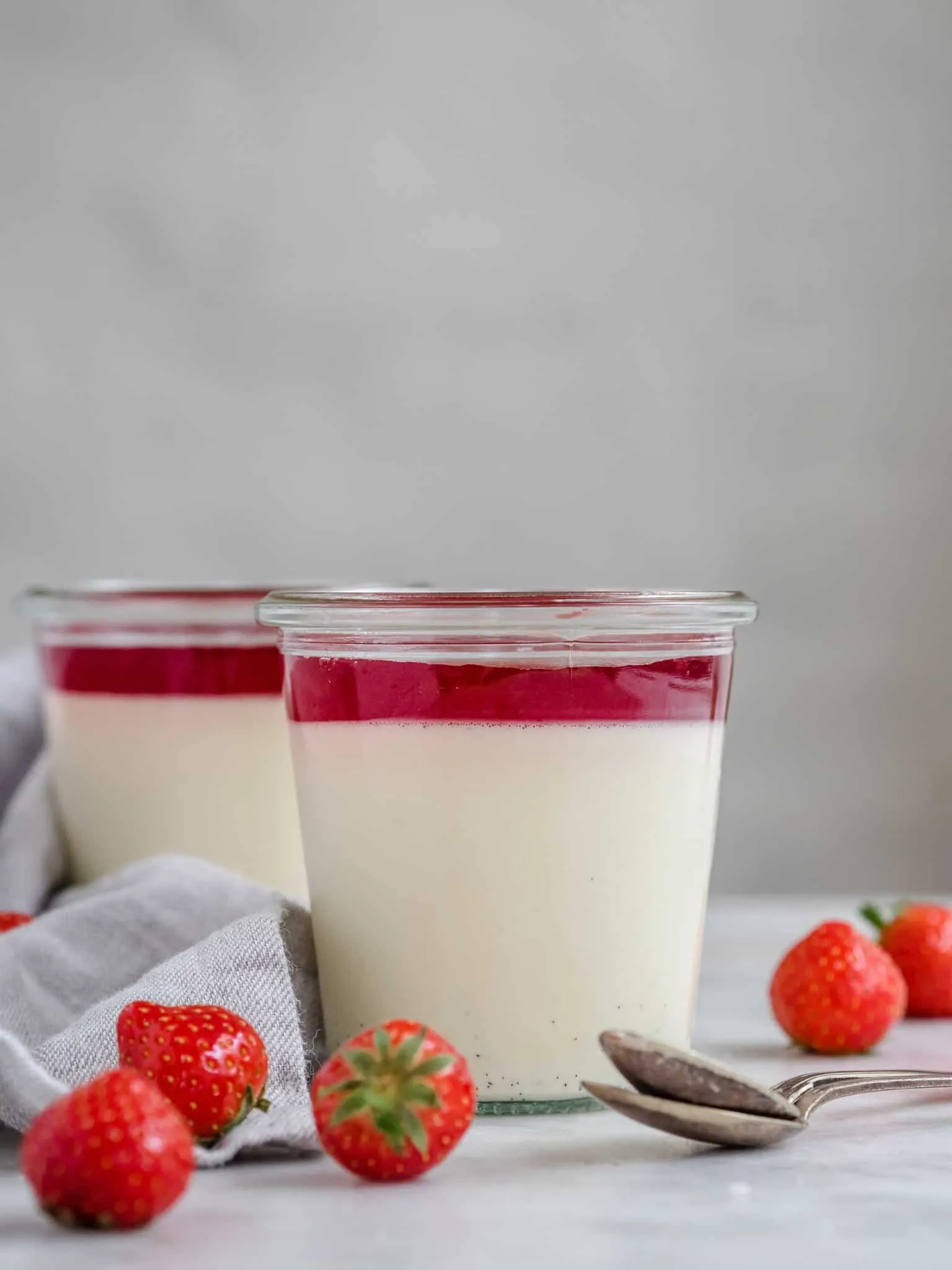 Panna cotta med jordbær