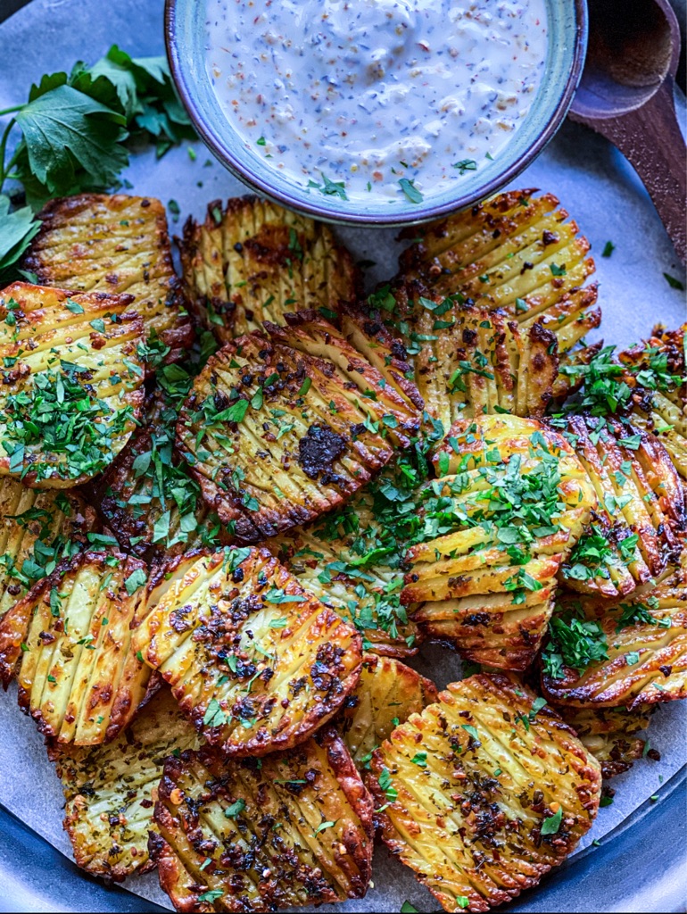 Hasselback fries (accordion potatoes)