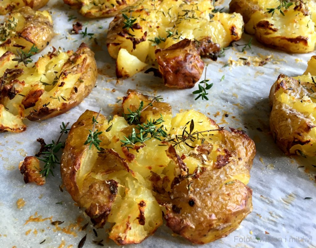 Knuste kartofler med parmesan og timian