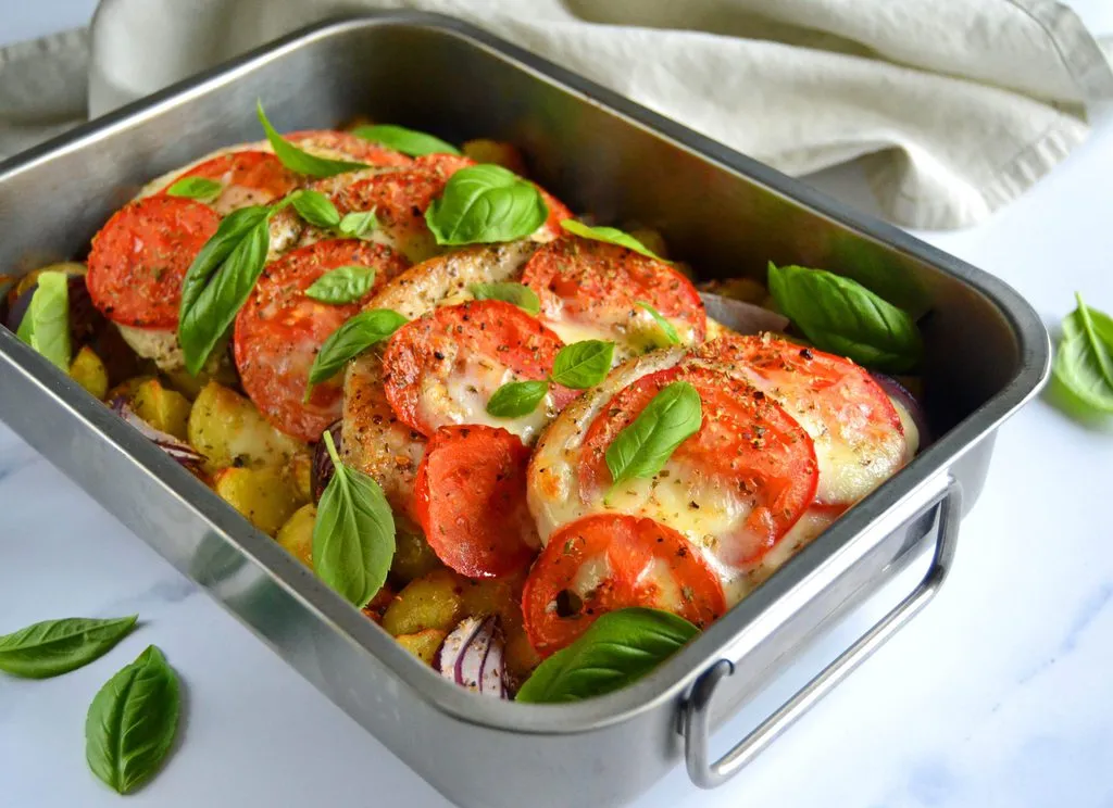Koteletter med tomat og mozzarella