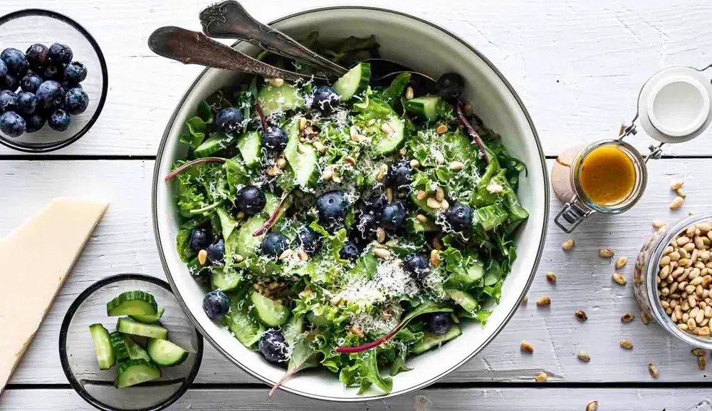 Simpel grøn salat med genial dressing