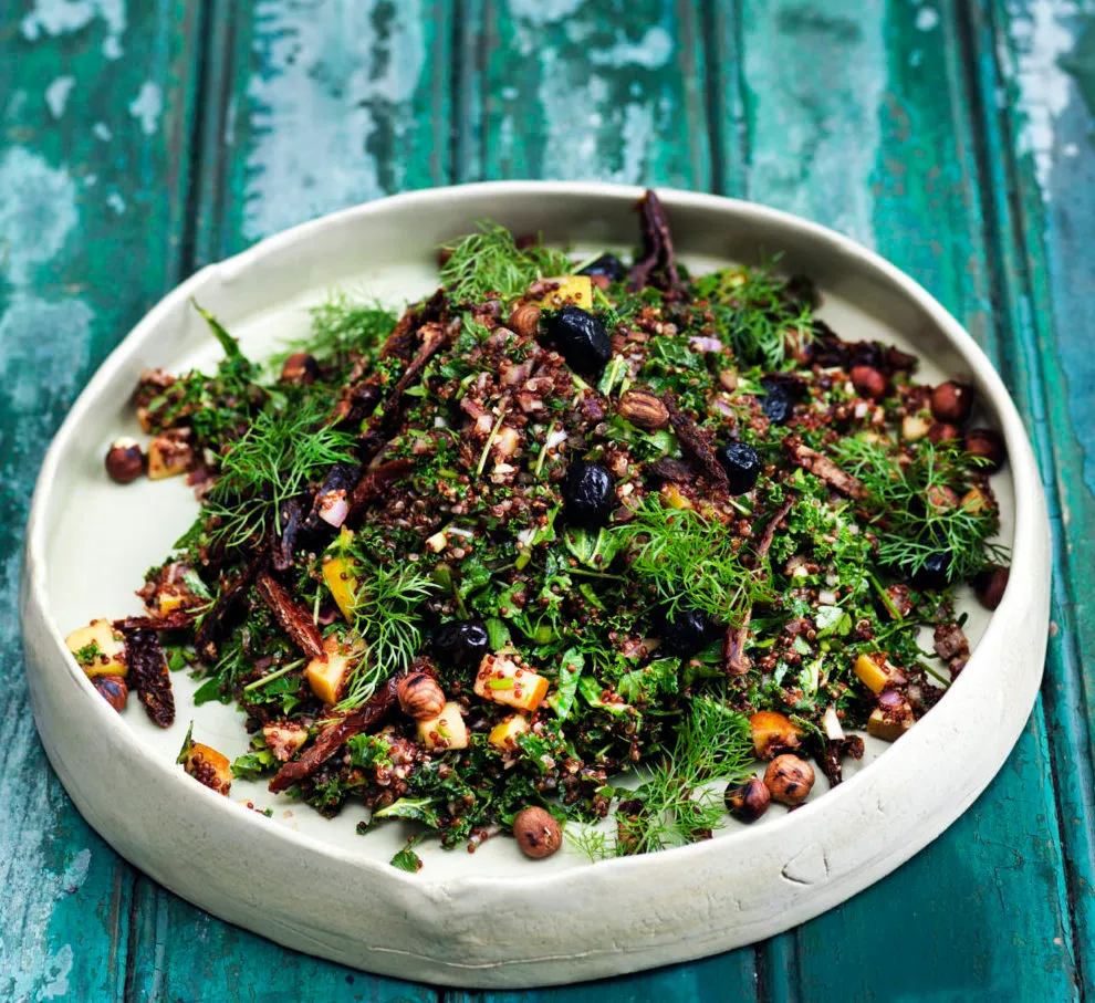 Grønkål tabbouleh med hasselnødder